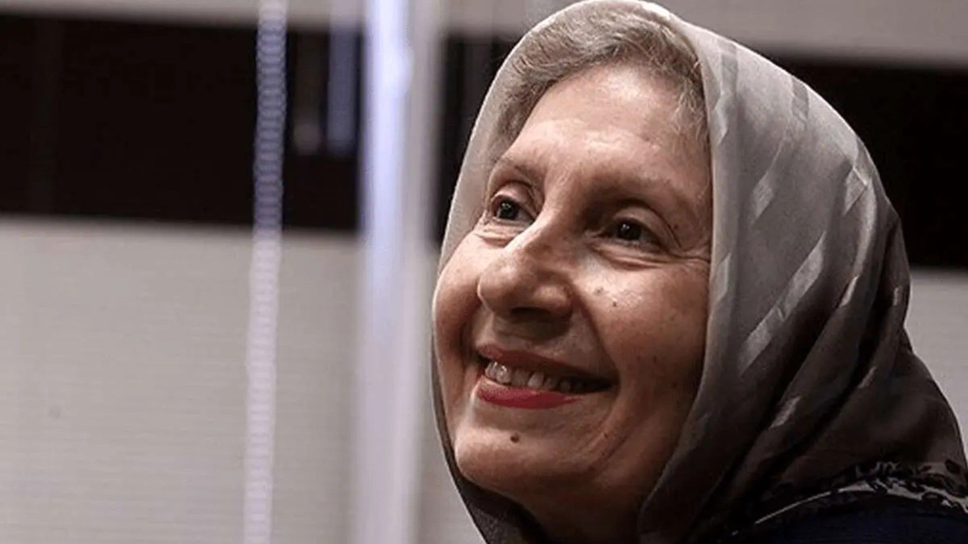 شیرین یزدان‌ بخش