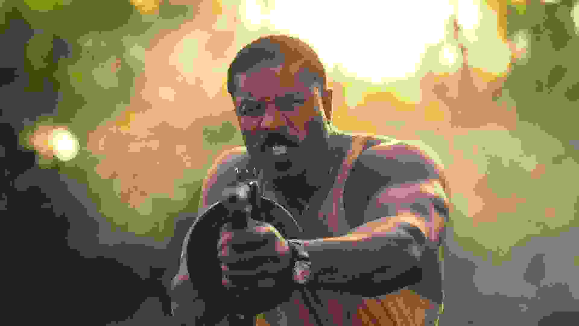 مایکل جردن در حال تیراندازی در فیلم sinners