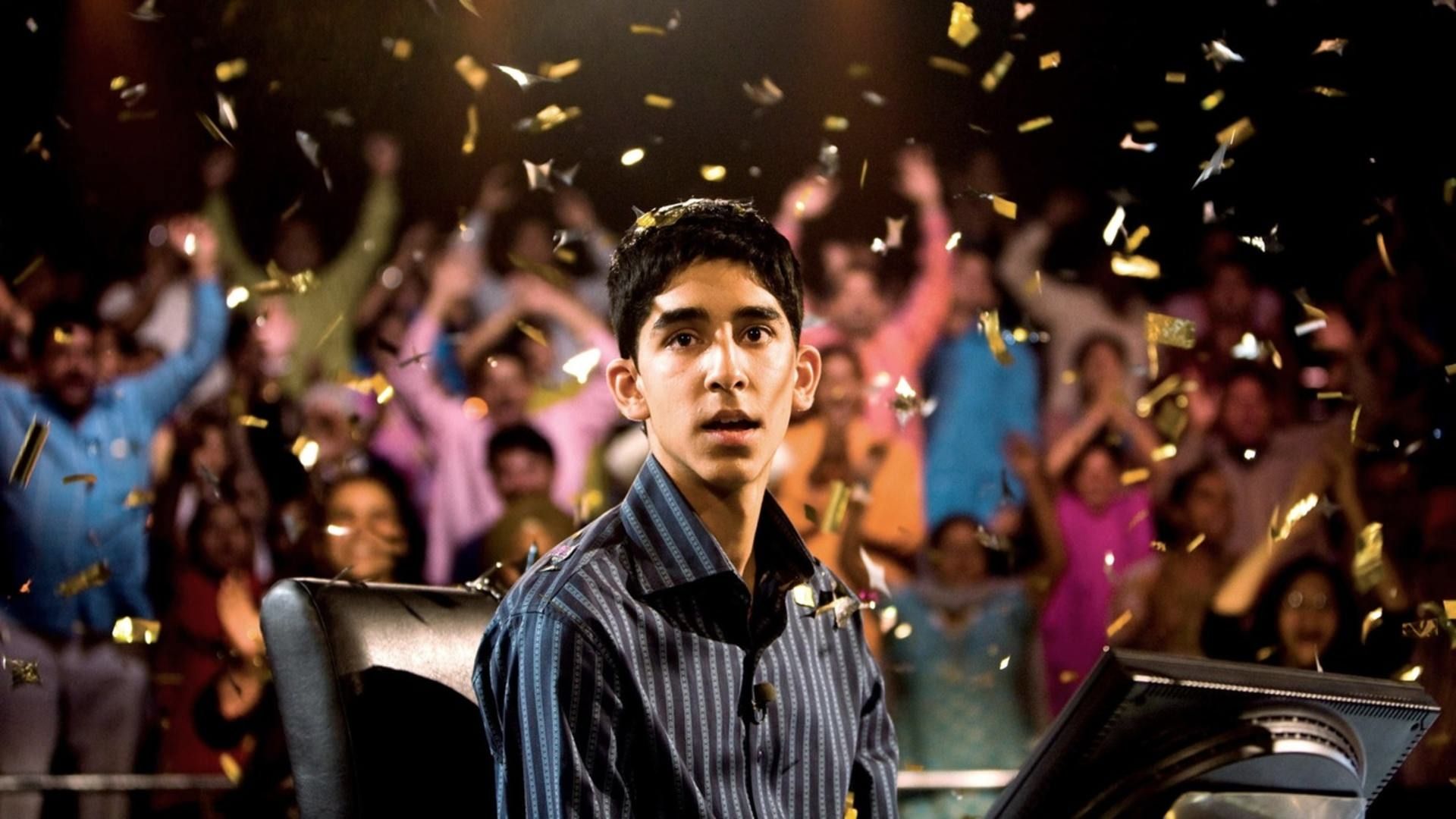 دو پتل در فیلم Slumdog Millionaire پس از پیروزی در مسابقه