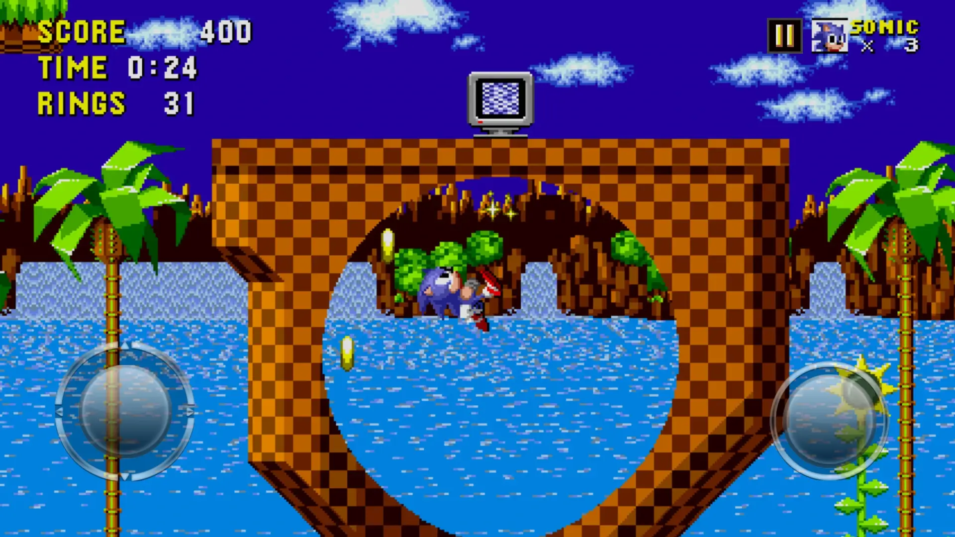 سونیک (Sonic the Hedgehog) در حال دویدن در مرحله‌ای از بازی کلاسیک
