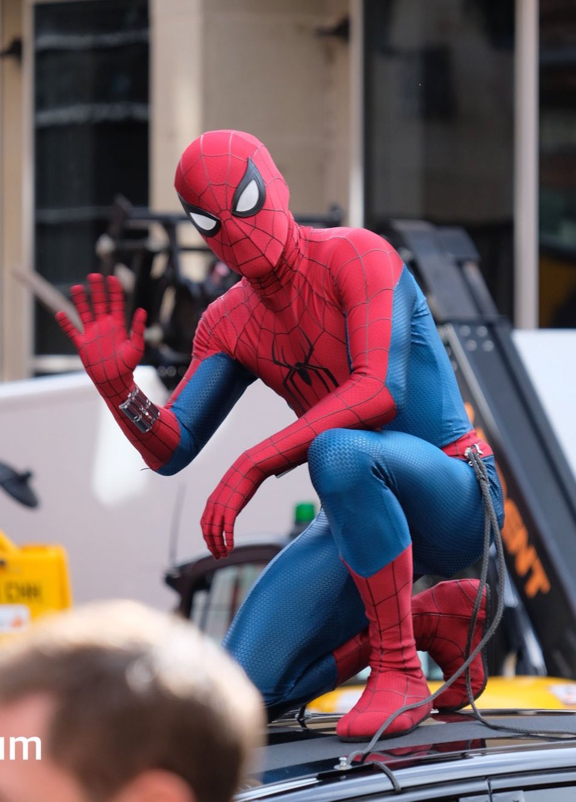 بدلکاری جذاب مرد عنکبوتی در پشت صحنه فیلمبرداری فیلم Spider-Man: Brand New Day