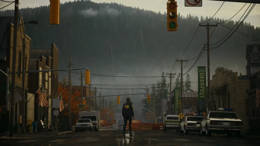ایستادن ساگا اندرسون (Saga Anderson) در خیابان وسط شهر Alan Wake 2
