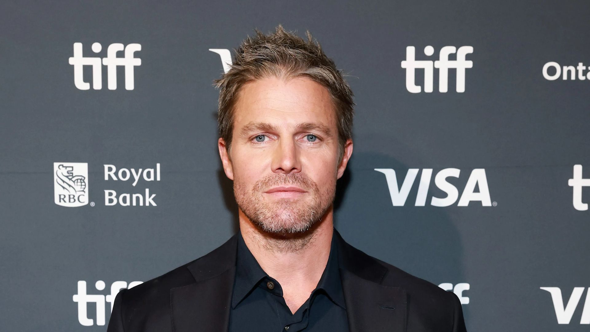 استیون امل (Stephen Amell)