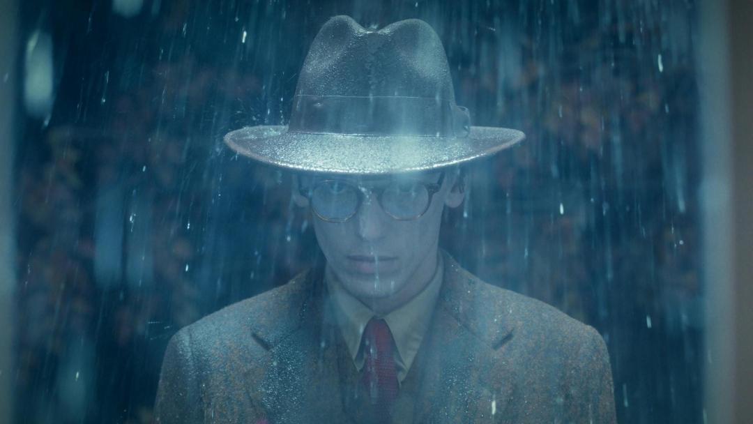 مستر واتسیت در هوای بارانی در بخش دوم سریال Stranger Things 5