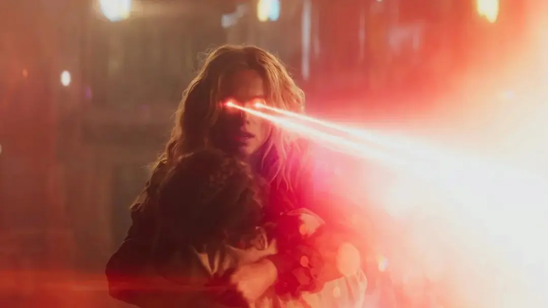 میلی آلکاک در فیلم supergirl