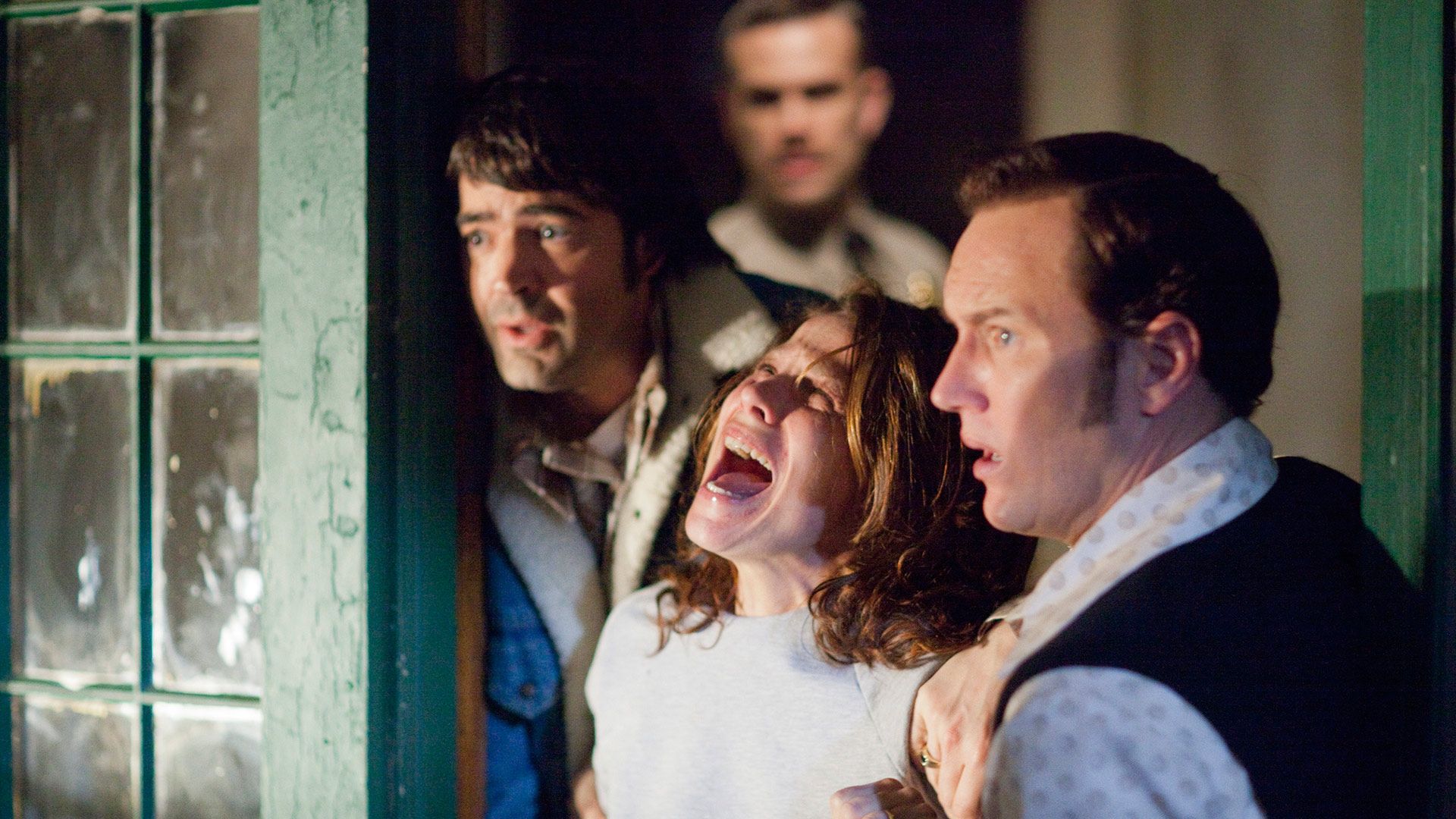 تیلور در حال فریاد زدن در فیلم conjuring 1