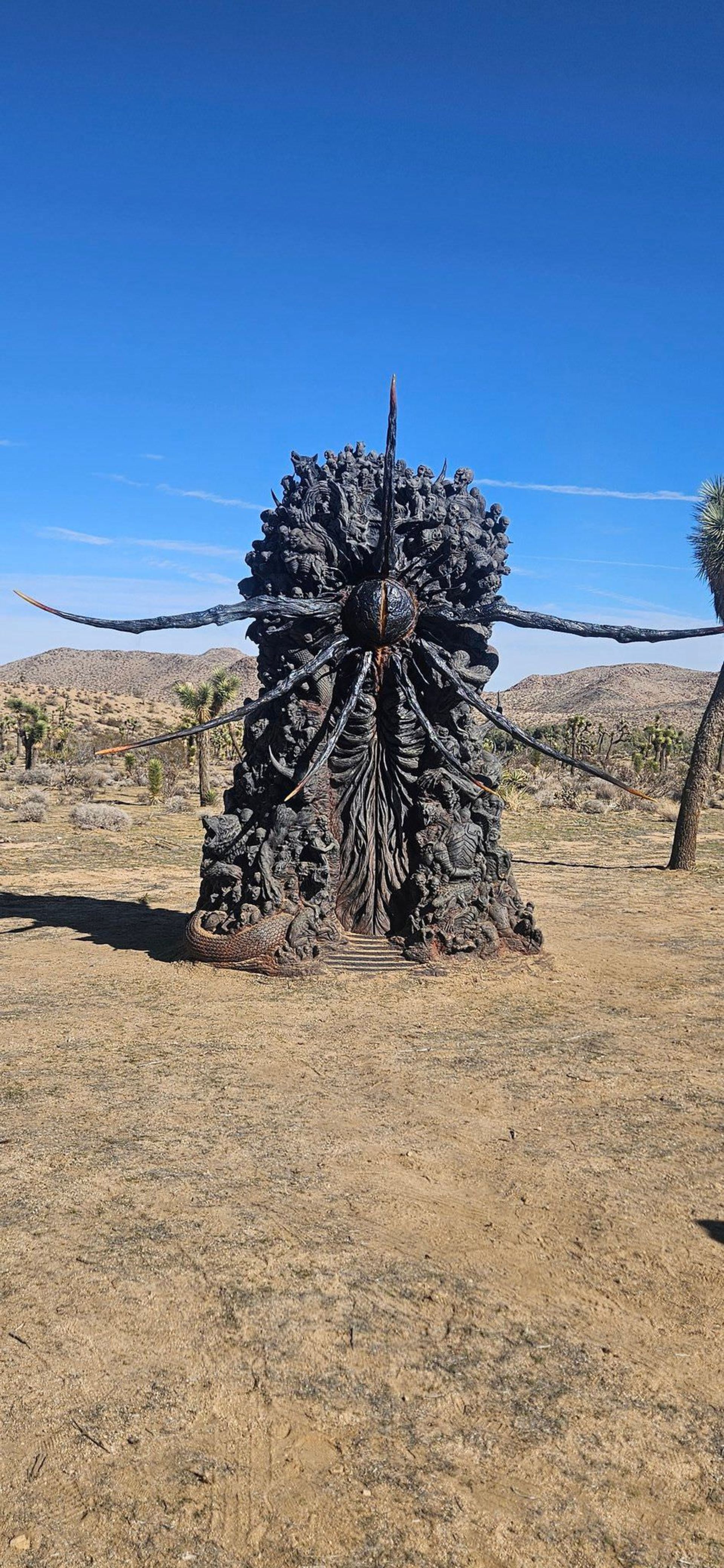 نگاه جدید به مجسمه مرموز گیم اواردز