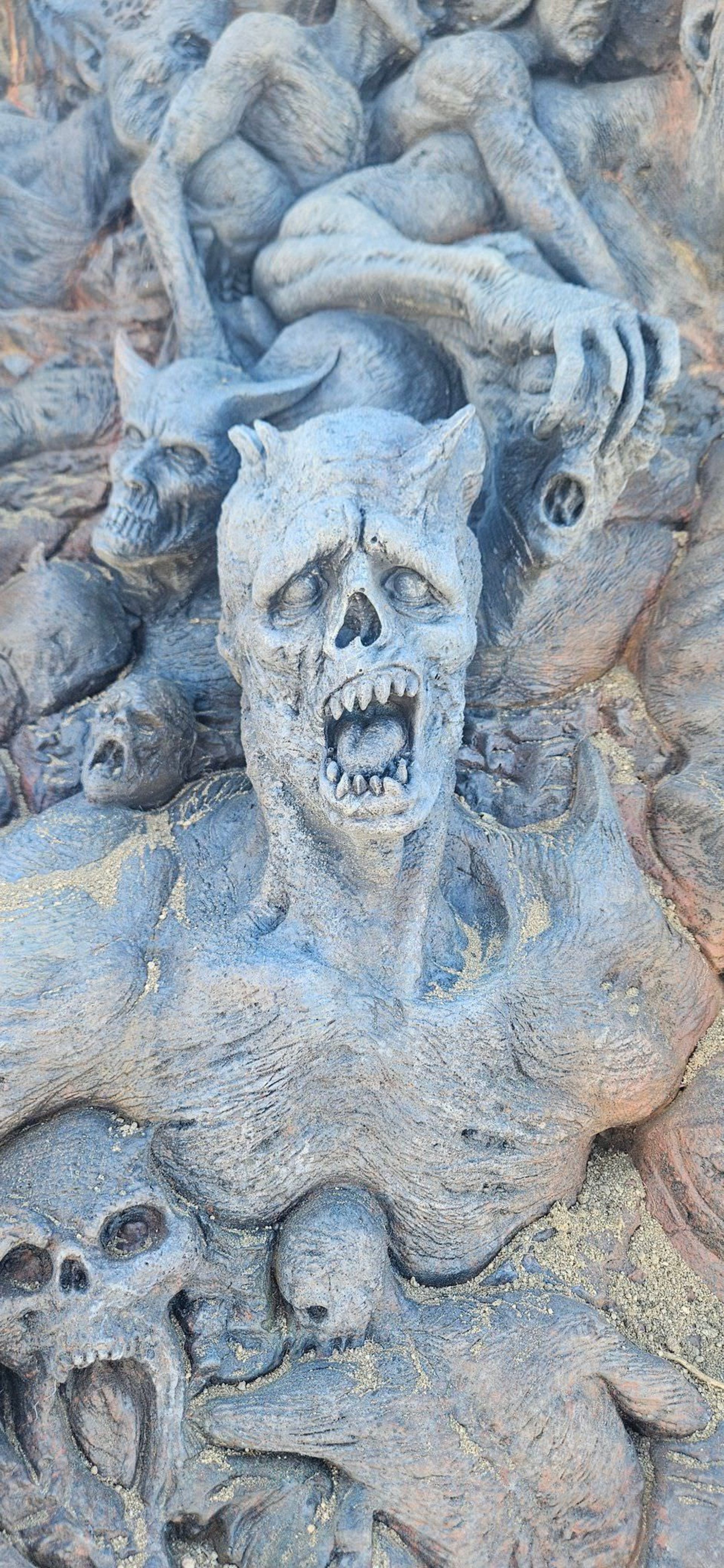 نگاه جدید به مجسمه مرموز گیم اواردز