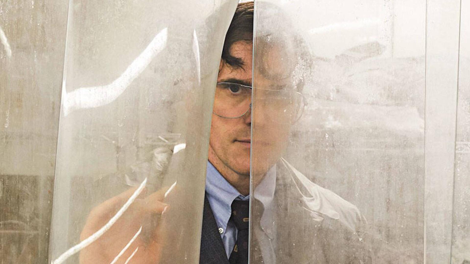 مت در حال نگاه کردن در فیلم The House that Jack built