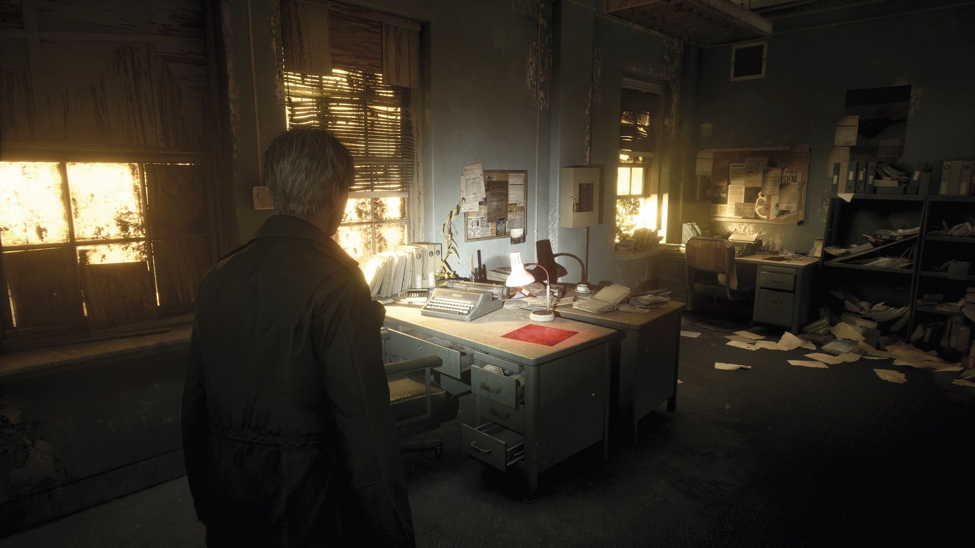 یک دفتر به‌هم‌ریخته و متروکه در بازی Silent Hill 2