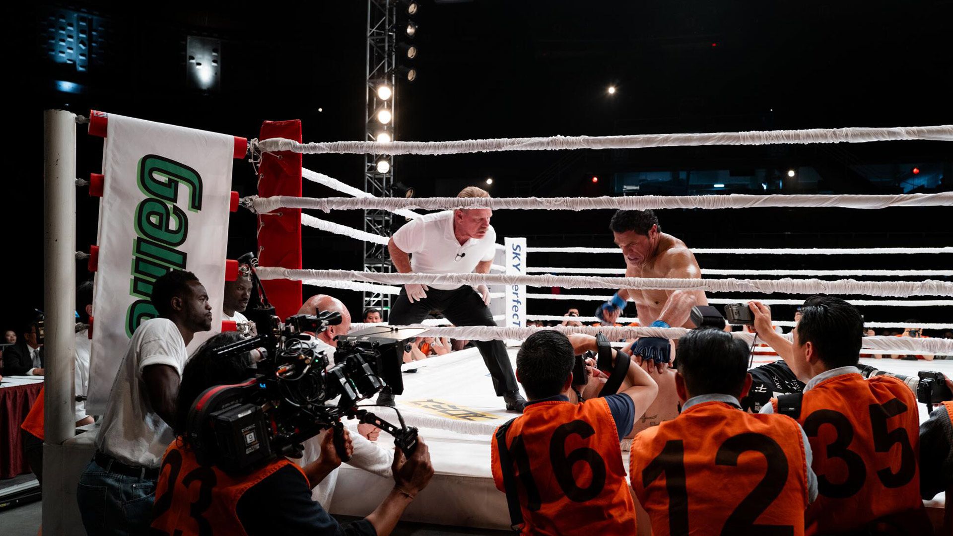 میدان مسابقه در فیلم The Smashing Machine