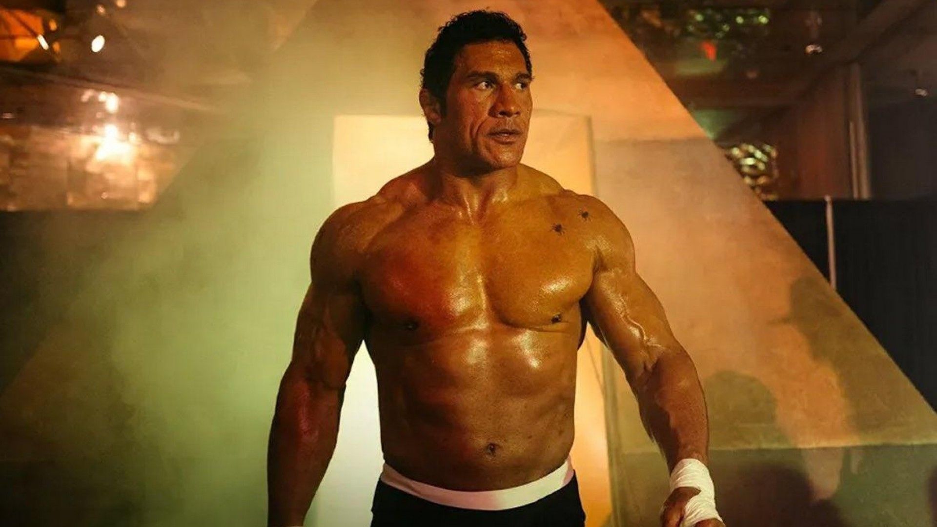 راک در فیلم The Smashing Machine آماده مبارزه می‌شود