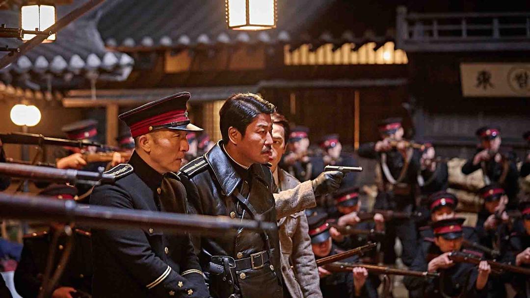 تمام سربازان در فیلم The Age of Shadows به سمت هدف نشانه گرفتند