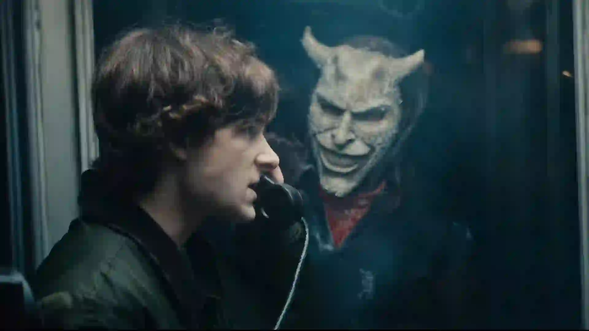 رویارویی با قاتل نقاب‌دار در فیلم The Black Phone 2