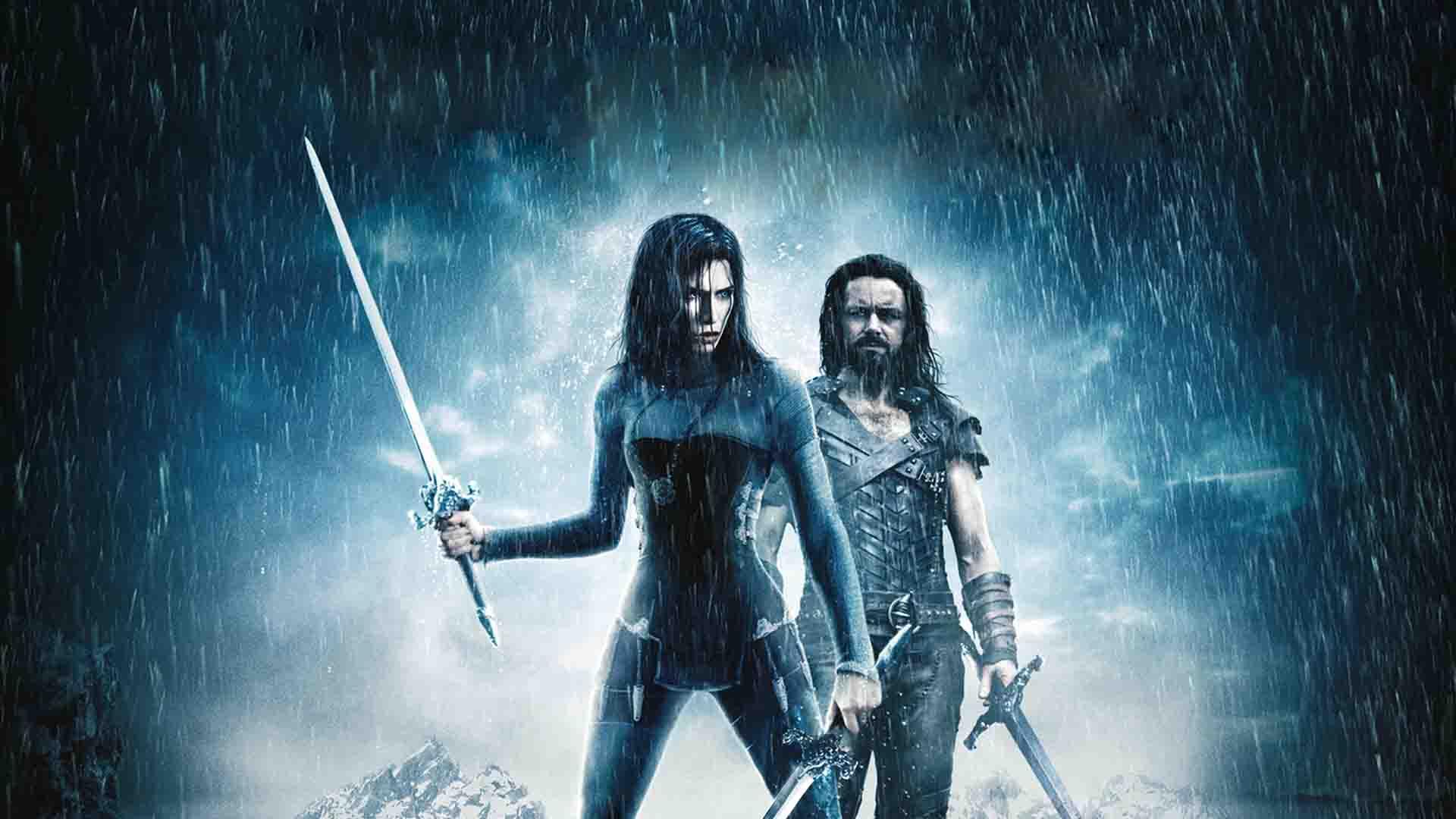 مایکل شین و رونا میترا در فیلم Underworld: Rise of the Lycans