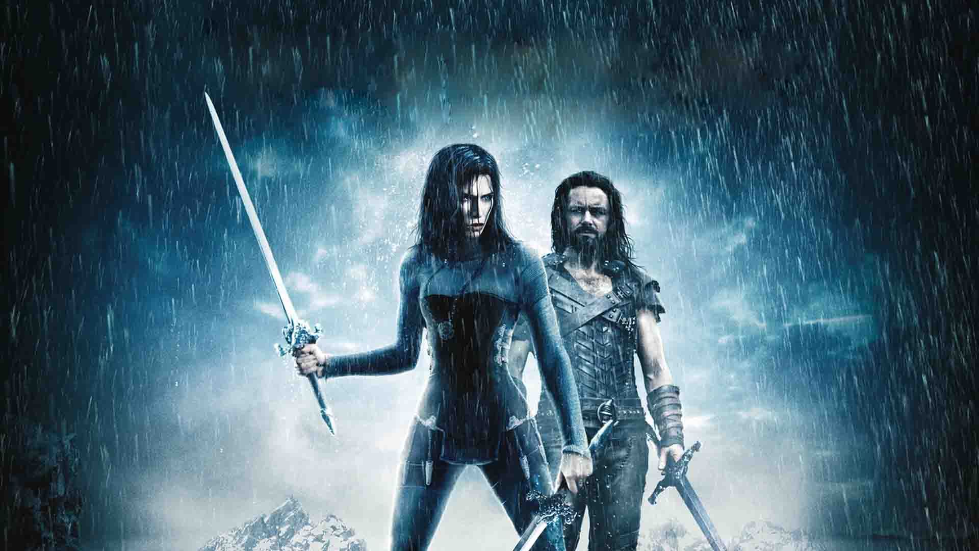 مایکل شین و رونا میترا در فیلم Underworld: Rise of the Lycans