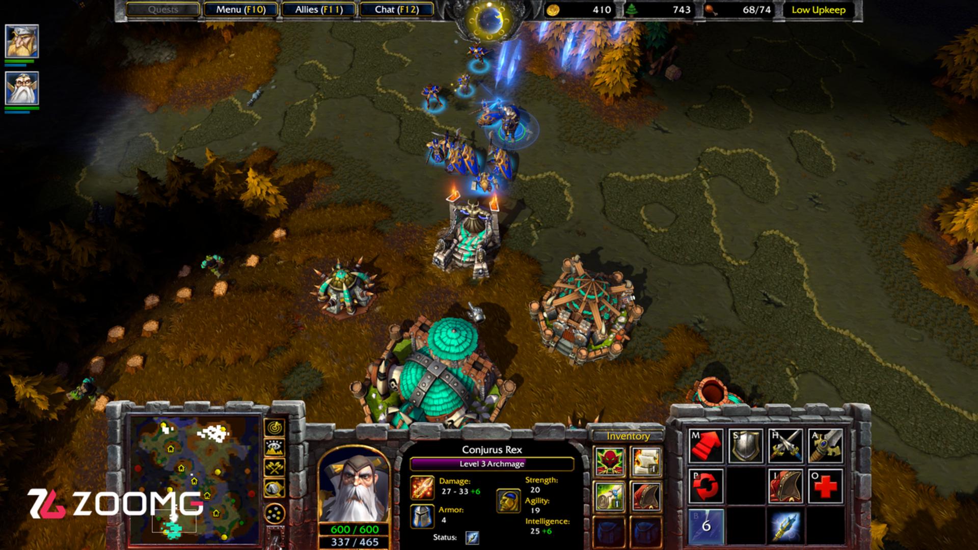 محیط بازی Warcraft 3 Forsaken Kingdom با نمایش واحدهای نظامی و ساختمان‌ها