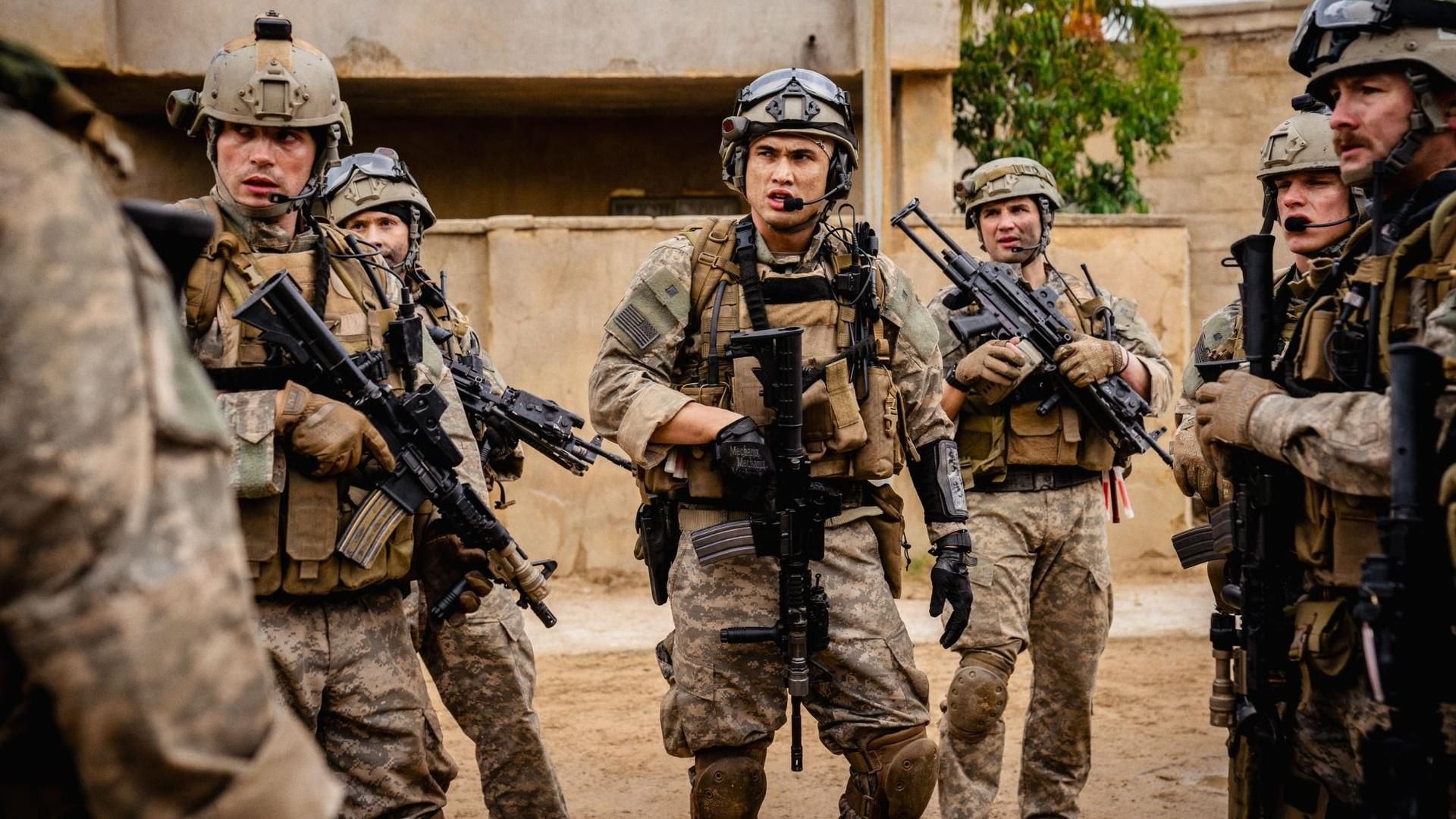 تیم کمک در فیلم Warfare