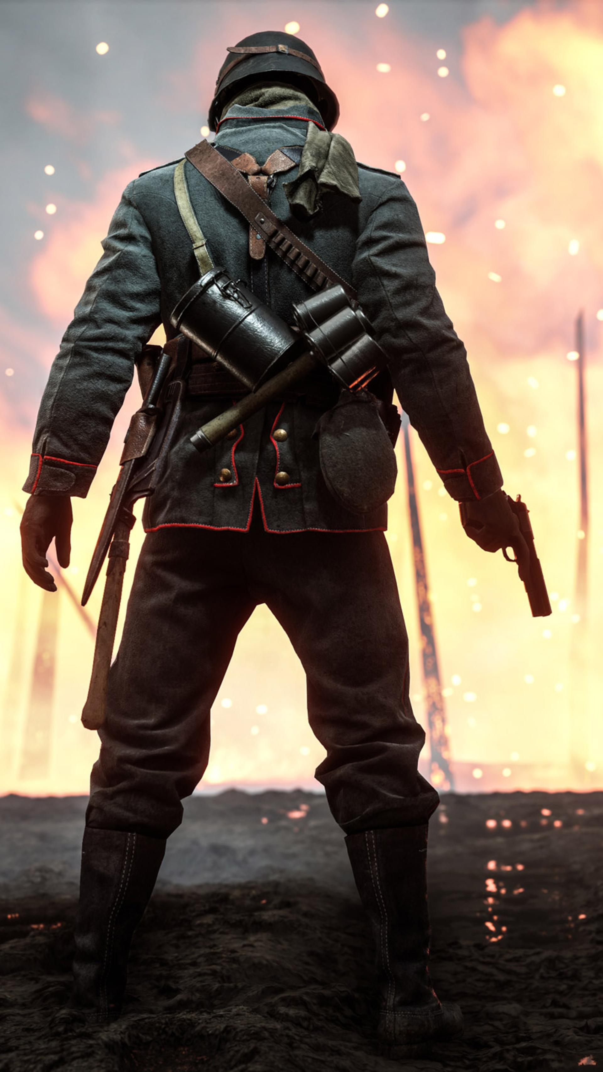 سرباز نیروهای متحد مشغول تماشای شعله‌های آتش در بازی Battlefield 1