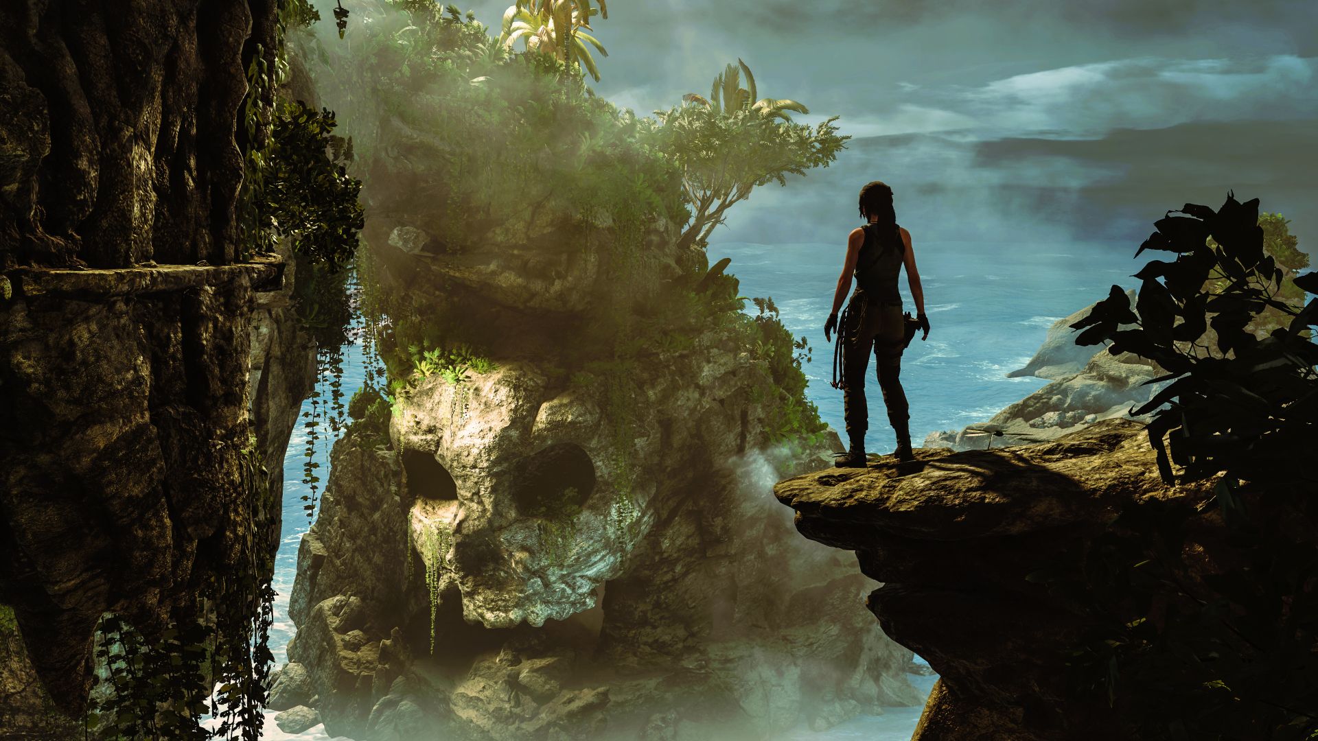 لارا کرافت (Lara Croft) در حال تماشای جهان زیبای بازی Shadow of the Tomb Raider