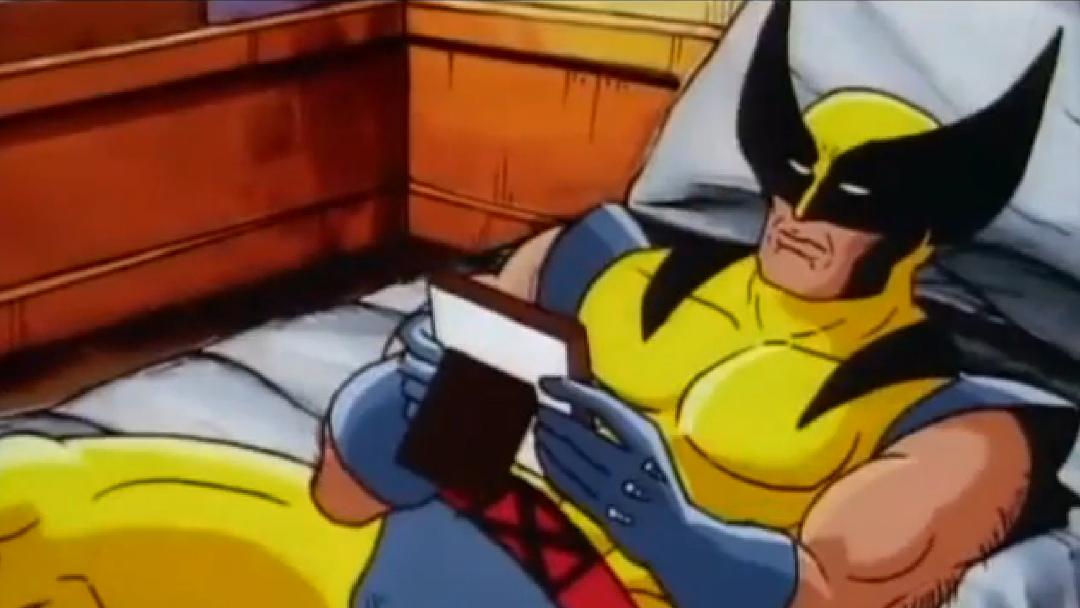 شخصیت ولورین (Wolverine) در لباس کلاسیک در حال خواندن کتاب است