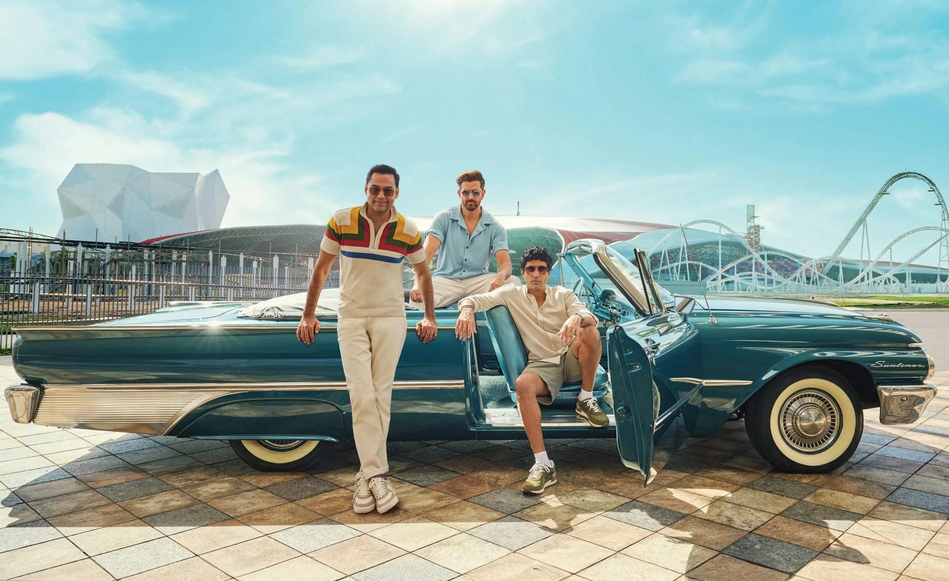 Zindagi_Ko_Yas_Bol_min_three_men_character_in_and)near_the_car